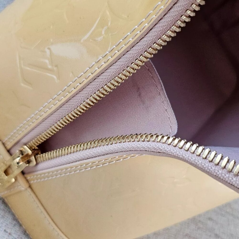 Louis Vuitton Handbag VERNIS Alma PM Rose Florentin Bag Monogram Made in Spain - Picture 11 of 13